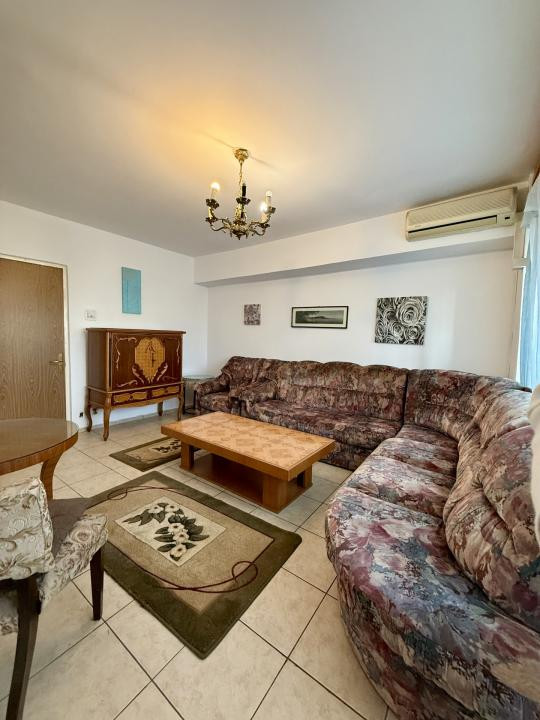 Apartament decomandat cu 3 camere-Nicolae Titulescu-Victoriei