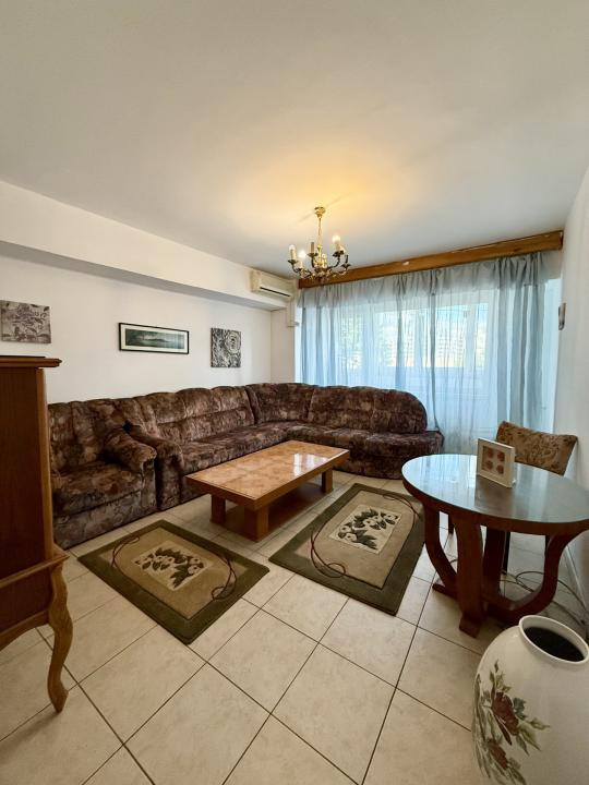 Apartament decomandat cu 3 camere-Nicolae Titulescu-Victoriei