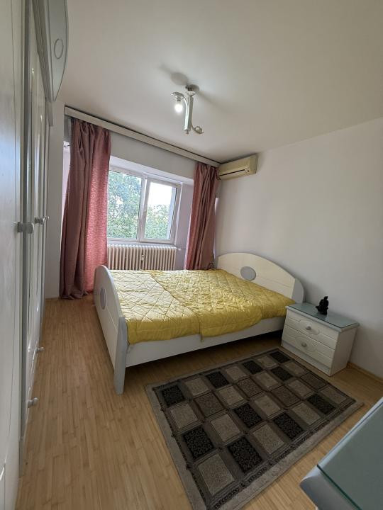 Apartament decomandat cu 3 camere-Nicolae Titulescu-Victoriei