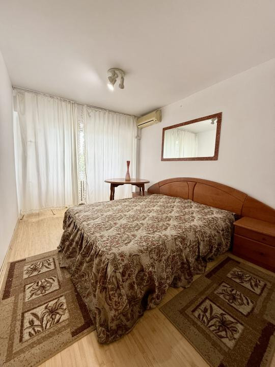Apartament decomandat cu 3 camere-Nicolae Titulescu-Victoriei