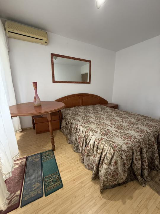 Apartament decomandat cu 3 camere-Nicolae Titulescu-Victoriei