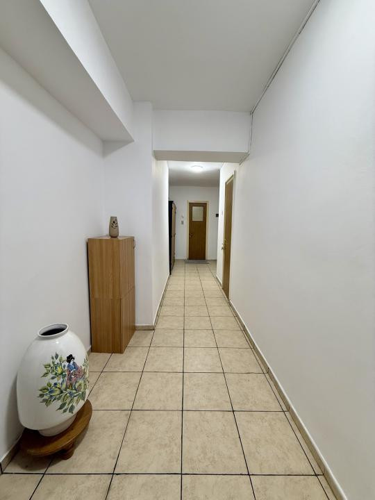 Apartament decomandat cu 3 camere-Nicolae Titulescu-Victoriei