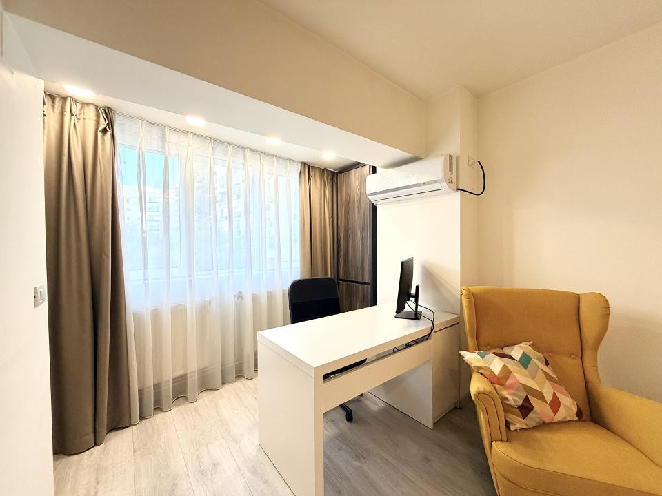 Apartament cu centrala proprie si parcare in Bdul Unirii 35
