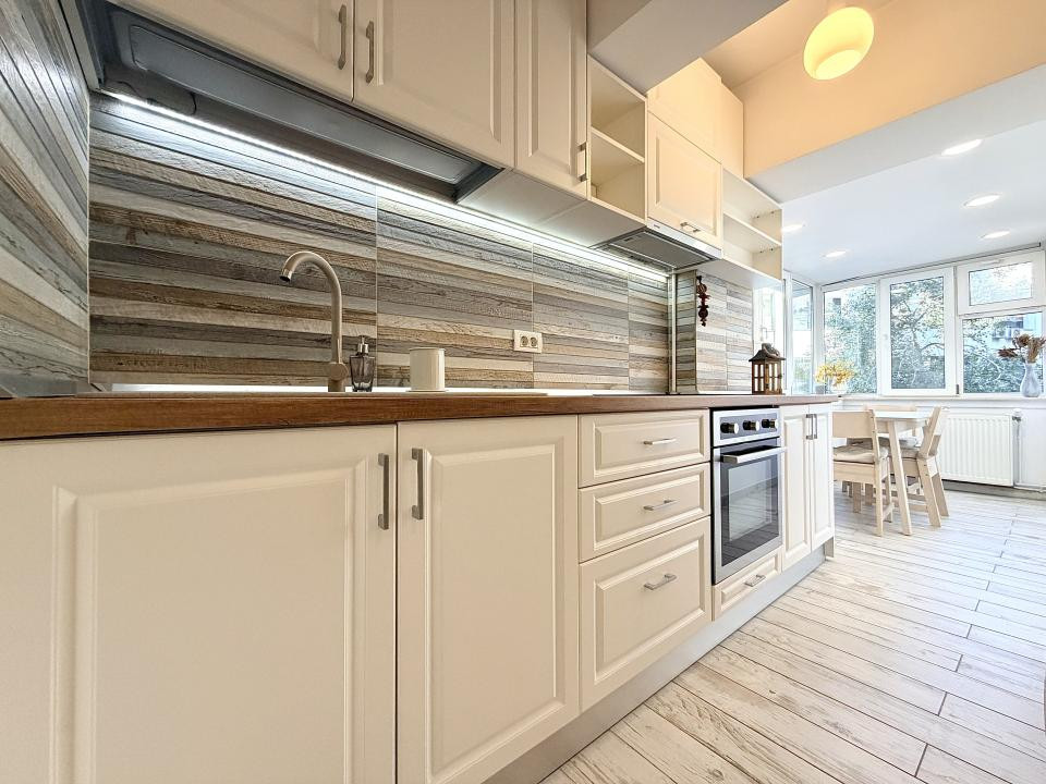 Apartament cu centrala proprie si parcare in Bdul Unirii 35
