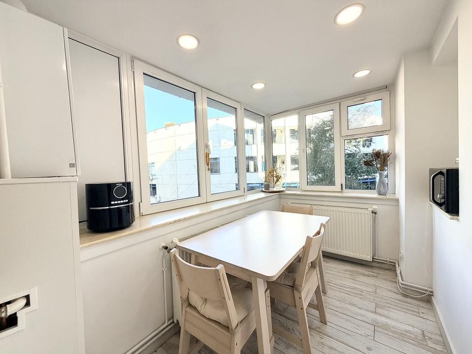 Apartament cu centrala proprie si parcare in Bdul Unirii 35