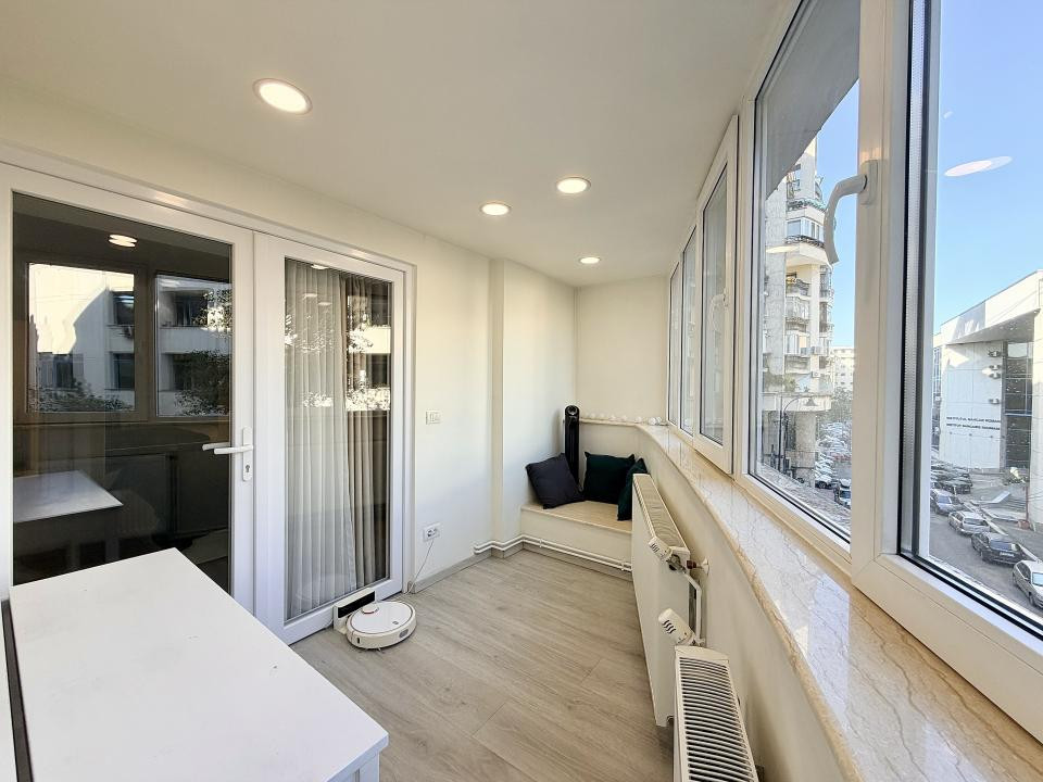 Apartament cu centrala proprie si parcare in Bdul Unirii 35