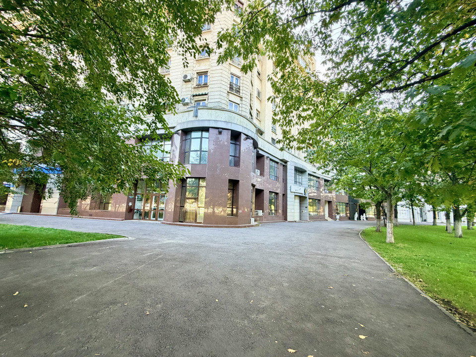 Apartament 2 camere, spațios, Ultracentral-Bulevardul Libertății, Parcul Izvor. 