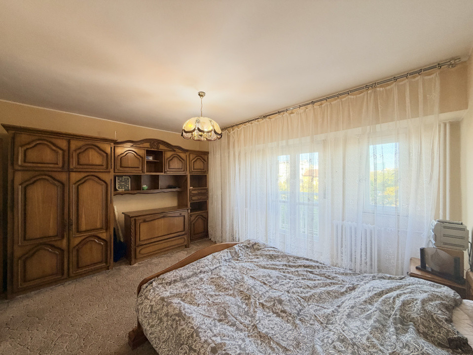 Apartament 2 camere, spațios, Ultracentral-Bulevardul Libertății, Parcul Izvor. 