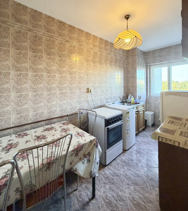 Apartament 2 camere, spațios, Ultracentral-Bulevardul Libertății, Parcul Izvor. 