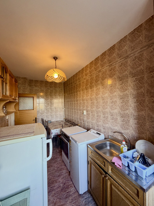 Apartament 2 camere, spațios, Ultracentral-Bulevardul Libertății, Parcul Izvor. 