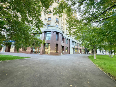 Apartament 2 camere, spațios, Ultracentral-Bulevardul Libertății, Parcul Izvor. 