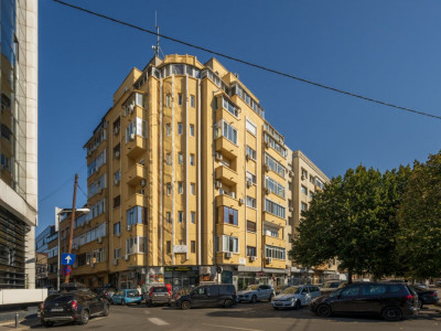 UNIRII- COPOSU – 2 CAMERE, 53 MP TOTAL, CENTRALA PROPRIE, DOUA BALCOANE!