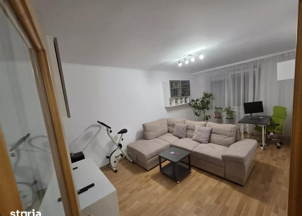 3 camere, pet friendly (talie mică), loc de parcare