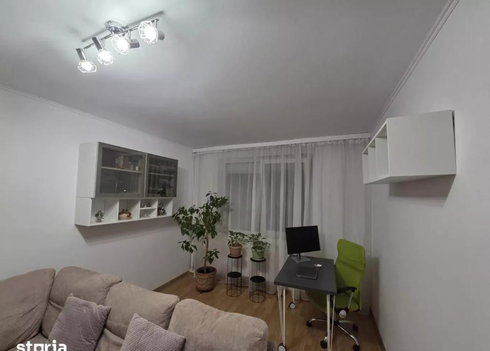 3 camere, pet friendly (talie mică), loc de parcare