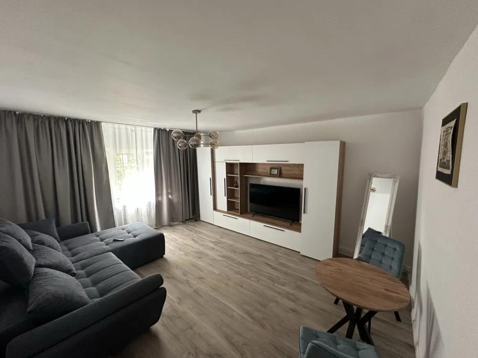 Apartament 2 camere decomandat, parter – complet renovat și utilat | Zona Str. Samuil Vulcan – 13 Septembrie