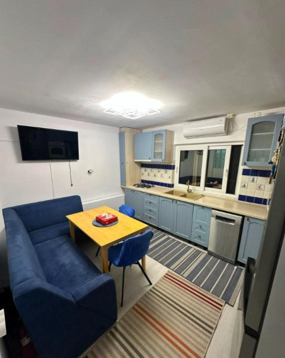 Apartament 4 camere 13 Septembrie-Petre Ispirescu.