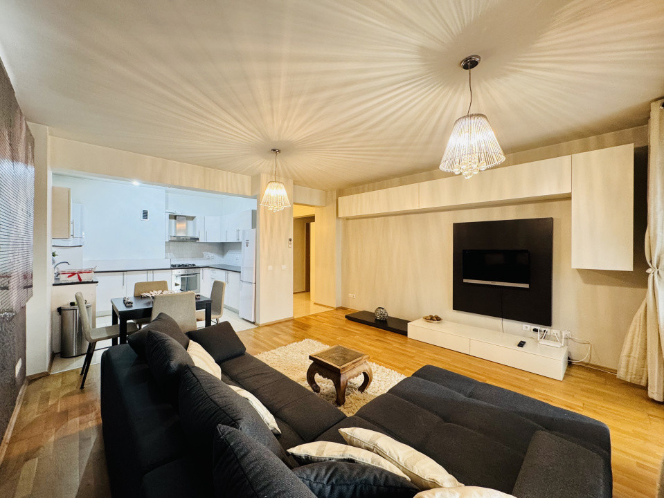 Apartament cu terasa & garaj subteran de Inchiriat in Dristor New Town 