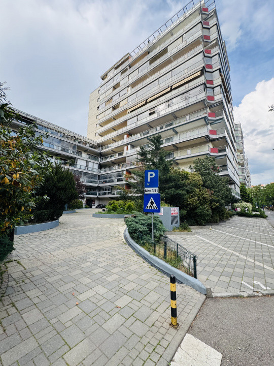 Apartament cu terasa & garaj subteran de Inchiriat in Dristor New Town 