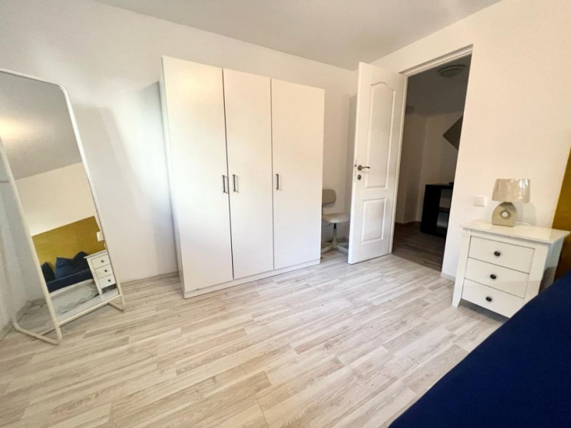 Apartament cu 4 camere -  Rezidential sau Comercial - Birouri