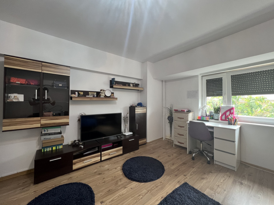 Apartament 2 camere decomandat in Piata Unirii, ideal studenti