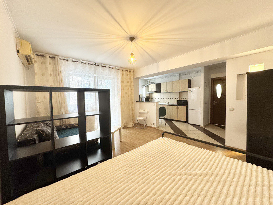 Garsoniera cu centrala proprie de inchiriat in spate  la RIN Grand Hotel Vitan 