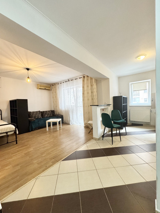 Garsoniera cu centrala proprie de inchiriat in spate  la RIN Grand Hotel Vitan 