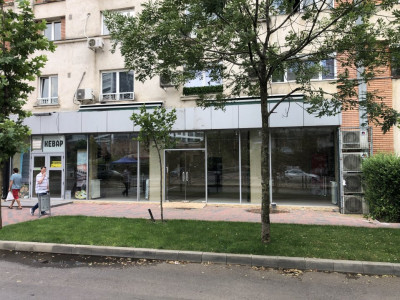 Spatiu comercial Calea Calarasilor cu vitrina si vizibilitate