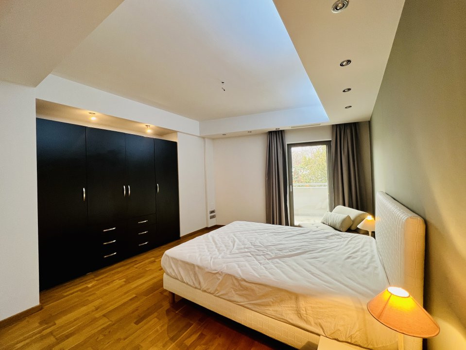Apartament cu 3 camere, mobilat lux - Emanoil Porumbaru
