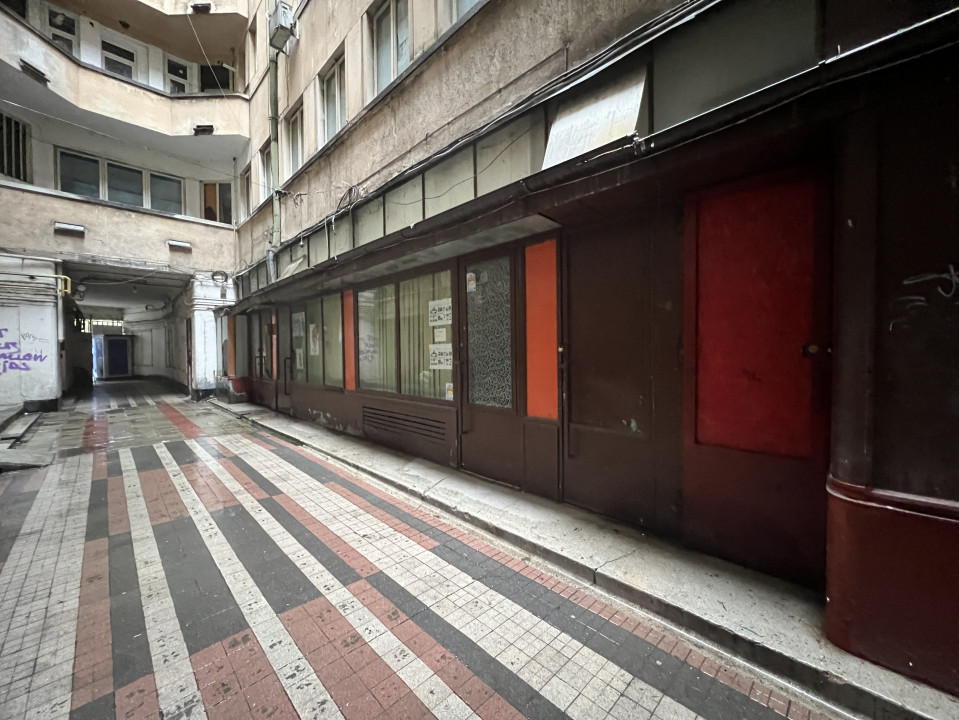 Spatiu comercial in Centru Vechi - Bariera Selari, cu vizibilitate si trafic 