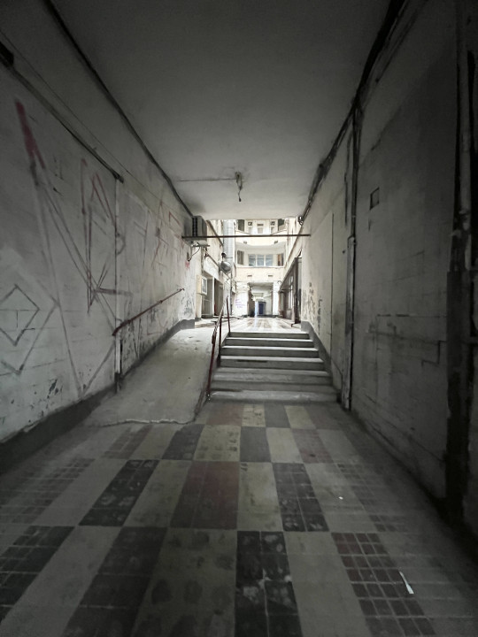 Spatiu comercial in Centru Vechi - Bariera Selari, cu vizibilitate si trafic 