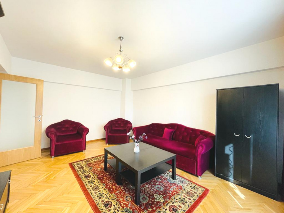 Apartament cu 3 camere de inchiriat in Piata Unirii - Fantani 