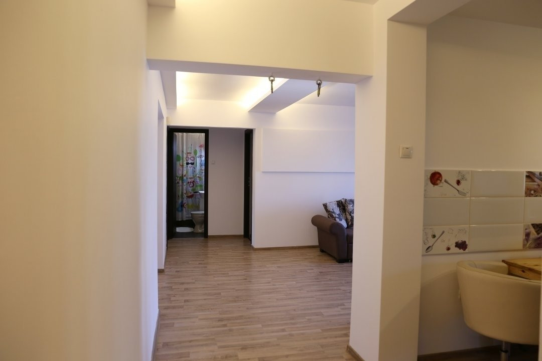 Apartament cu 4 camere complet mobilat si utilat Bdul Libertatii 