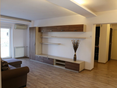 Apartament cu 4 camere complet mobilat si utilat Bdul Libertatii 