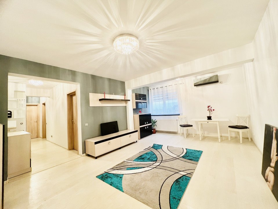 Apartament cu 3 camere, mobilat si utilat cu vedere Panoramica si parcare