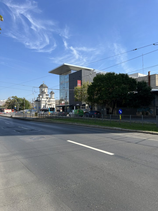 Spațiu de 160 mp, stradal zona 13 Septembrie/Prosper