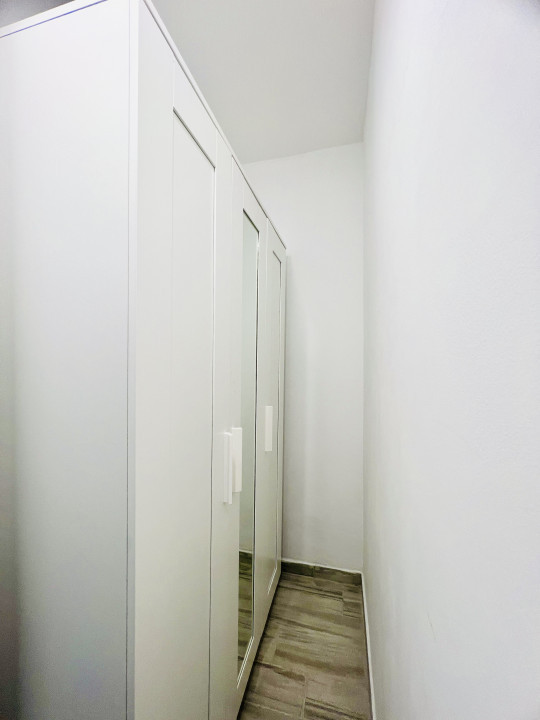 Garsoniera spatioasa in zona Decebal - Piata Alba Iulia